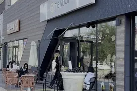 “全球拍客·我在一带一路”：哈萨克斯坦的中国奶茶店，口味偏甜人气火爆图片