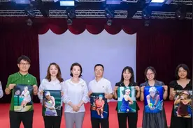 北京郑洁爱心公益基金会走进中国成都SOS儿童村开展公益活动图片