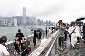 港媒：内地赴港澳个人自由行新增8城图片