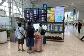 为什么“五一”机票会大幅降价？专家释疑图片