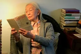 赵蘅：八十岁学做学问图片
