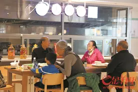 从提供一碗饭到打造一个家 珠海长者饭堂升级为多元化养老服务平台图片