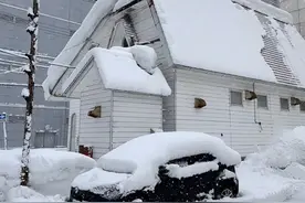 多图直击日本暴雪，有中国人滞留列车数小时！使馆提醒图片