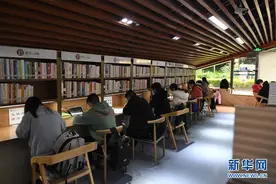 重新爱上经典 算法时代的阅读新体验图片