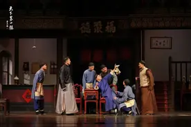 这台戏演了30多年，为何长盛不衰？——北京人艺话剧《天下第一楼》复排新解图片
