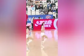 颜值出众！上海久事男篮啦啦队I DANCE成员：糖糖图片