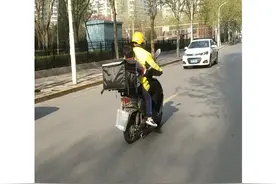 太冷不想起床，叫个跑腿送孩子上学？律师回应图片