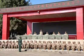 官渡区：民兵走进军营，共筑国防力量图片