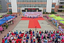 百色市右江区：开展丰富多彩活动喜迎“三月三”图片
