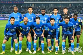 中超·战报丨2：0，沧州雄狮战胜长春亚泰图片