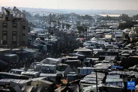 探访加沙地带南部城市拉法的临时营地图片