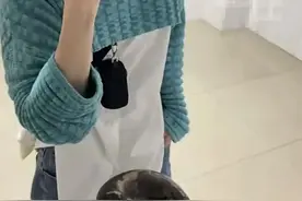一高校副教授被妻子举报“出轨女学生”！校方回应：已停职停课图片