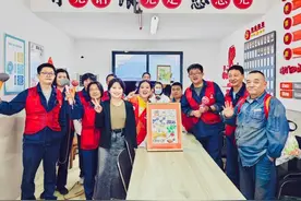 健康小站丨学八段锦，开运动会......这个重阳节，他们很开心图片