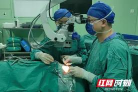 新突破！南华附一眼科率先开展湘南地区首例全视觉三焦点人工晶体植入术图片