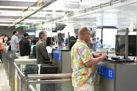 12月17日起，中国全面放宽优化过境免签政策图片