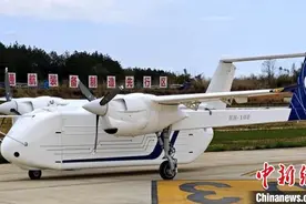 HH-100航空商用无人运输系统验证机在川完成高滑试验图片