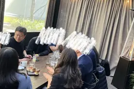 网易暴雪最早明天官宣“复合”？网友：不影响我玩游戏图片