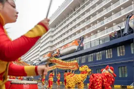 两天超3600人次海外游客畅游上海，入境游重启后国内最大规模入境团抵沪图片