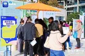 西子湖畔共品龙顶香茗 开化龙顶杭州品鉴会在杭举行图片