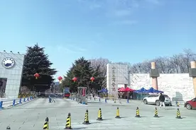 驻鲁高校大门陆续“敞开”图片
