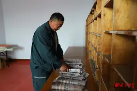 山乡投递三十六载  坚守风雨邮路情——记山间投递员孟令强图片