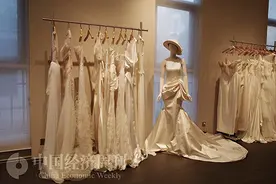 极简婚礼受青睐图片