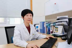 毓璜顶医院皮肤科高冬：做“门面”守护人，携健康与美丽同行图片