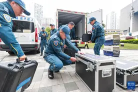 重庆市蓝天救援队赴缅甸地震灾区救援图片