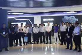 山东省无人机产业链创新发展大会与会人员到高新区调研观摩图片