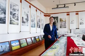 郭金萍代表的“祁连山水图”图片