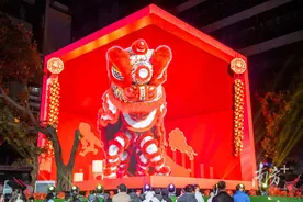 全国首个！佛山这个裸眼3D舞台迎新超酷炫图片