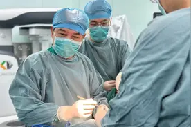 乳腺癌防治问题，看这里→图片