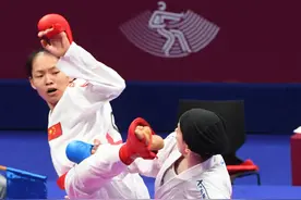 中国选手李巧巧夺得空手道女子68公斤级金牌图片