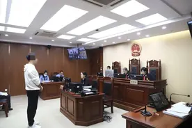 男子缓刑期跳江救人减刑2个月，法院：重大立功表现符合减刑法定条件图片