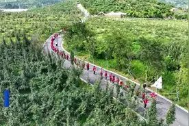 麒麟区：开学第一课 课堂进农场图片