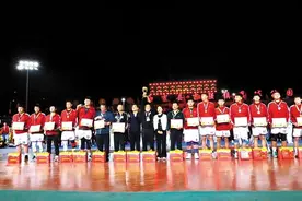 临夏州篮球队勇夺“村BA”西北赛区冠军图片