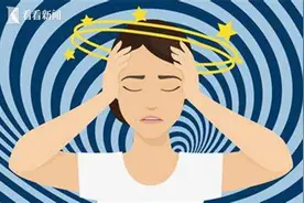 突发眩晕，是脑中风吗？图片