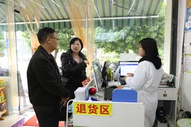 罗甸：推进“药品追溯码”应用 持续织牢安全用药防线图片