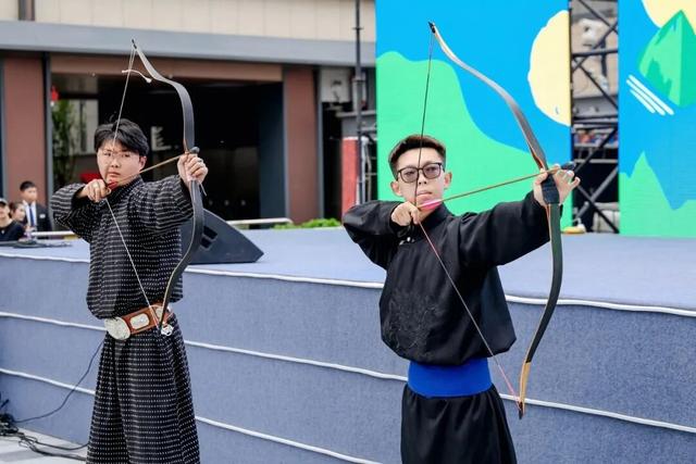 掌声不断，舞不停！今天呼和浩特在北京圈粉无数！