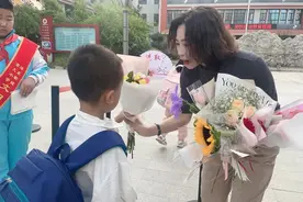 沣东九小第40个教师节庆祝活动图片