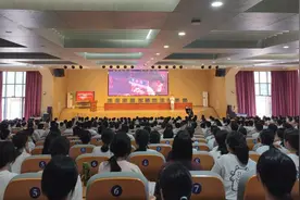 “青”言“青”语  引领青年思想 ——屏南县开展学习贯彻党的二十届三中全会精神青年宣讲活动图片