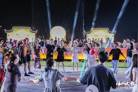两岸同胞迎中秋联谊活动唱响福州语歌曲图片