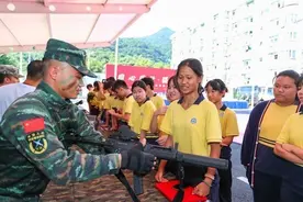 港澳青少年进军营图片