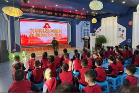 吉林市昌邑区开展“传薪火学雷锋”活动图片