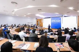人工智能重塑商业基础，消费者与AI交互将是未来营销“主战场”图片