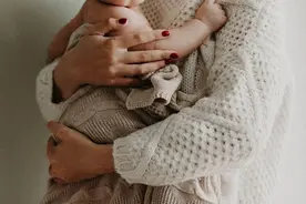 预防宝宝中暑“三要三不要” | 清凉一夏图片