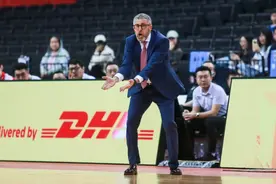 CBA｜乔里欧：布克、利夫均无法出战季后赛第二场图片