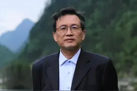 生死、虚无与最后的爱一一从《花腔》到《应物兄》图片