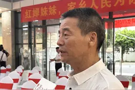 亲朋见证全红婵巴黎奥运首秀夺金，启蒙教练评价“每一跳都是最好的水平”图片