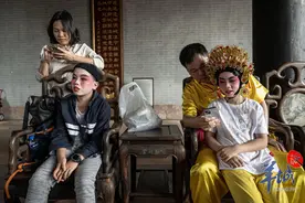 图集｜“凝固的戏剧”在沙湾古镇上演，飘色巡游展现民艺荟萃图片